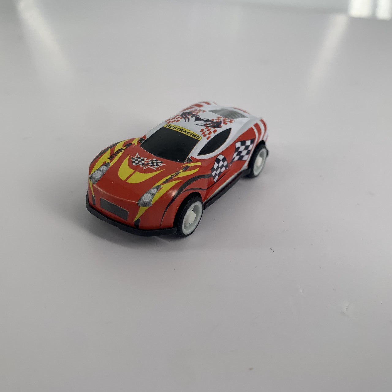 QETTLY Model Cars Pull Back Cars Mini Race Car Boys and Girls Christmas Birthday Party Gifts In Red