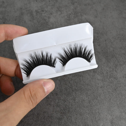 Chee Mee Natural Thick Cross Type False Eyelashes Curl False Eyelashes in Black