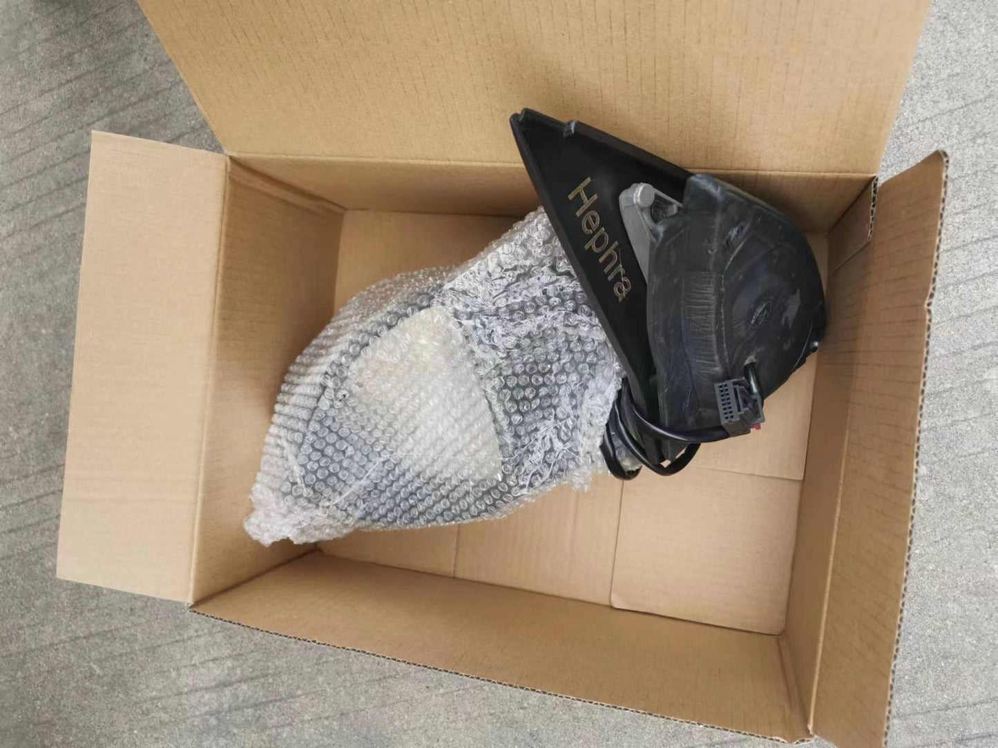 Hephra Universal Thickened Anti-glare HD Side View Mirror for Car