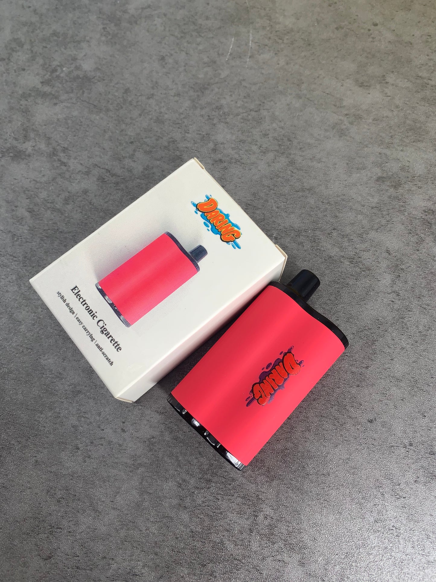 DARING Light Nicotine Strawberry Flavor Electronic Cigarettes in Red