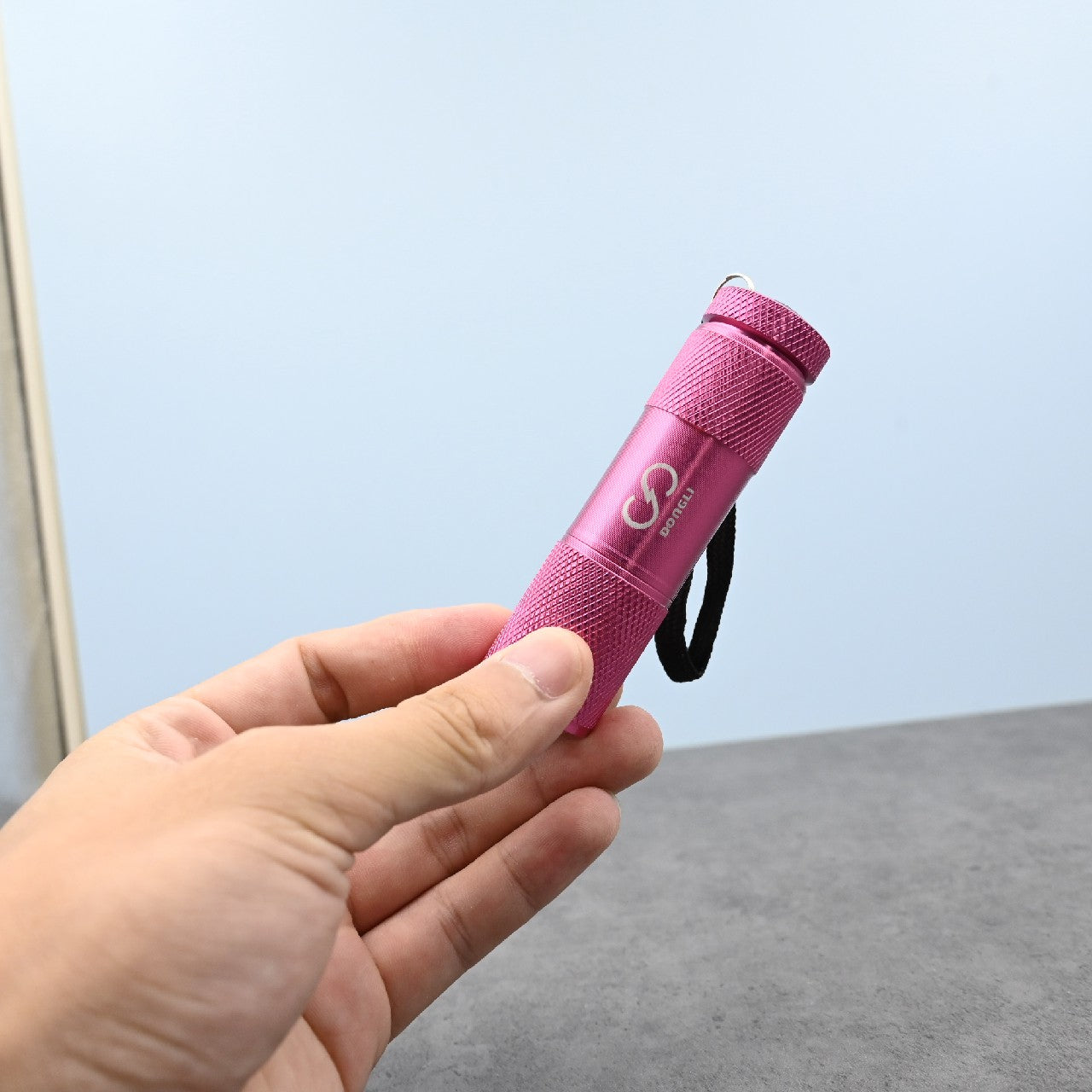 DONGLI Mini Portable Aluminum Alloy LED Flashlights for Camping Emergency Everyday Use In Pink