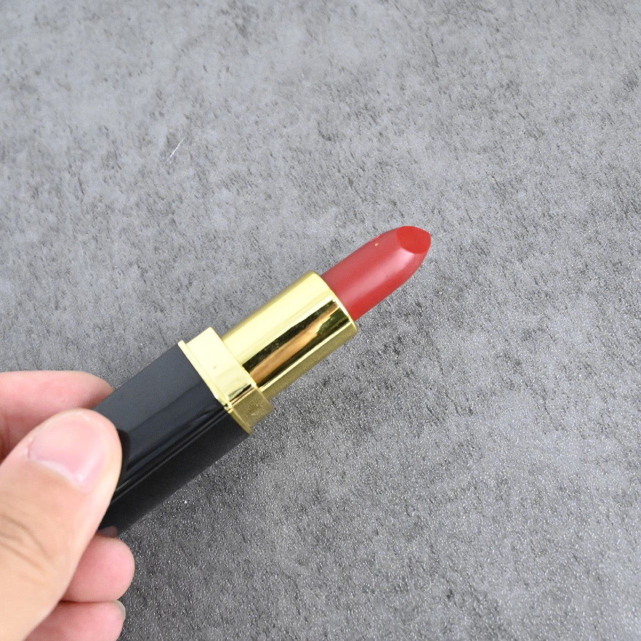 Jiakale Nourishing Matte Lipsticks Cosmetic Long Lasting for Women