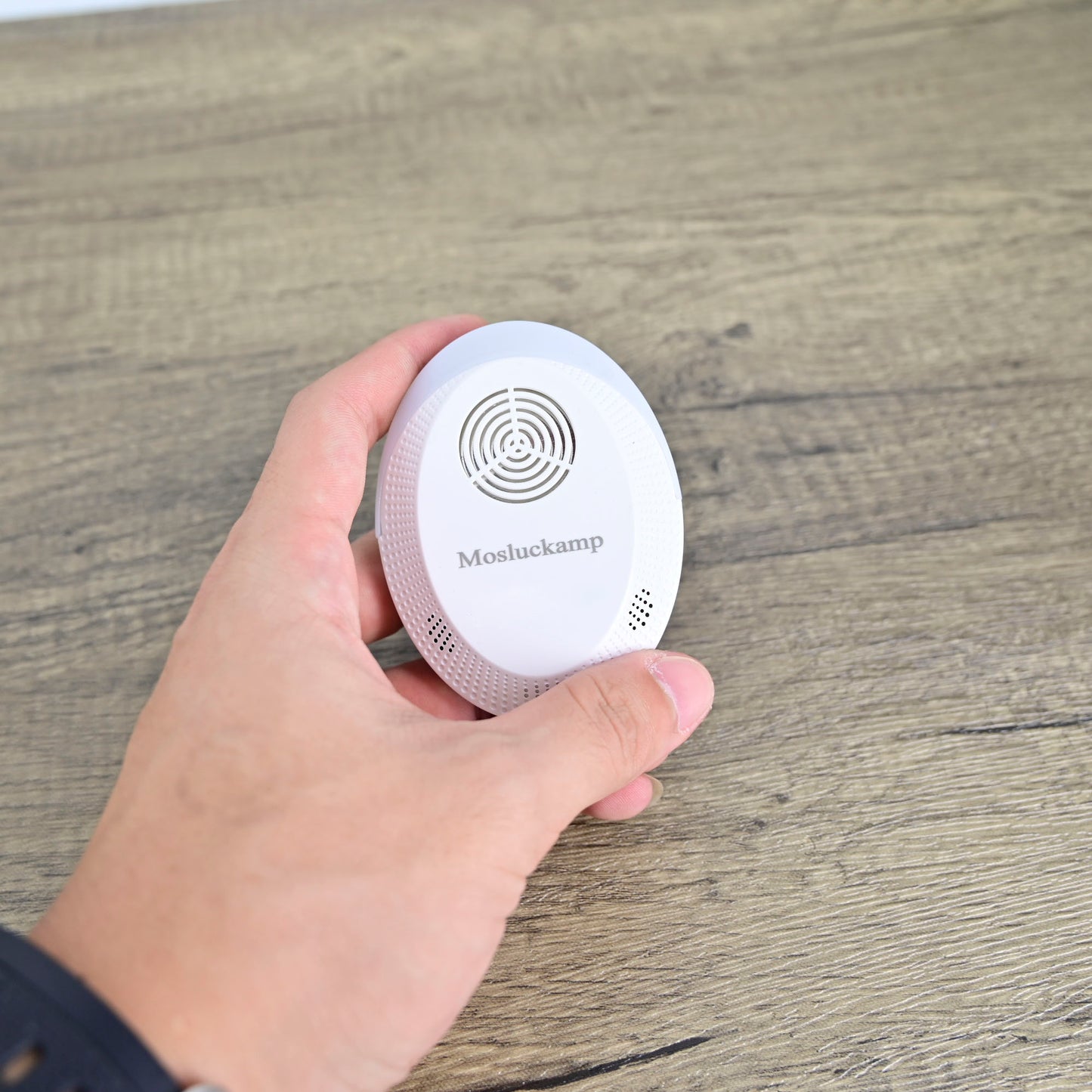 Mosluckamp Ultrasonic Electronic Mosquito Repellent Pest Control for Mosquito Flies Mice Cockroaches Bats Flying Insects