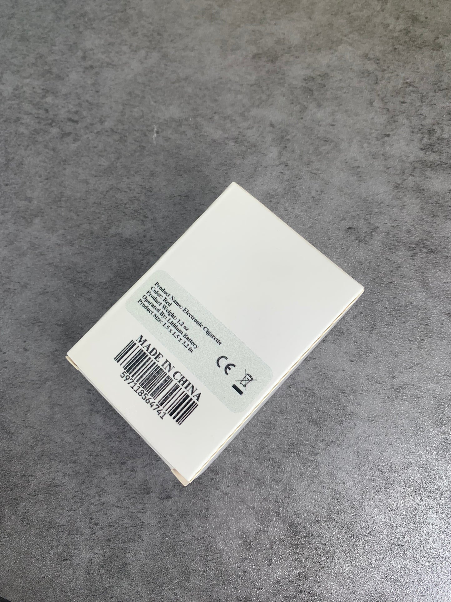 DARING Light Nicotine Strawberry Flavor Electronic Cigarettes in Red