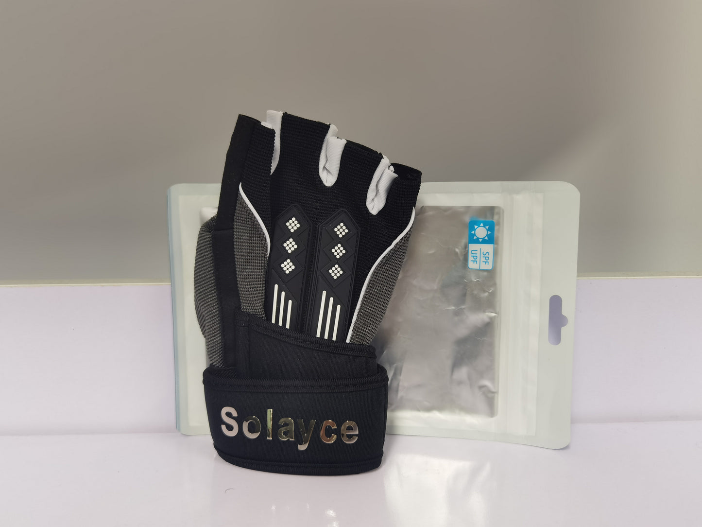 SOLAYCE Sports Gloves, Men's and Women's Workout Gloves for Cycling, Rock Climbing, Boating