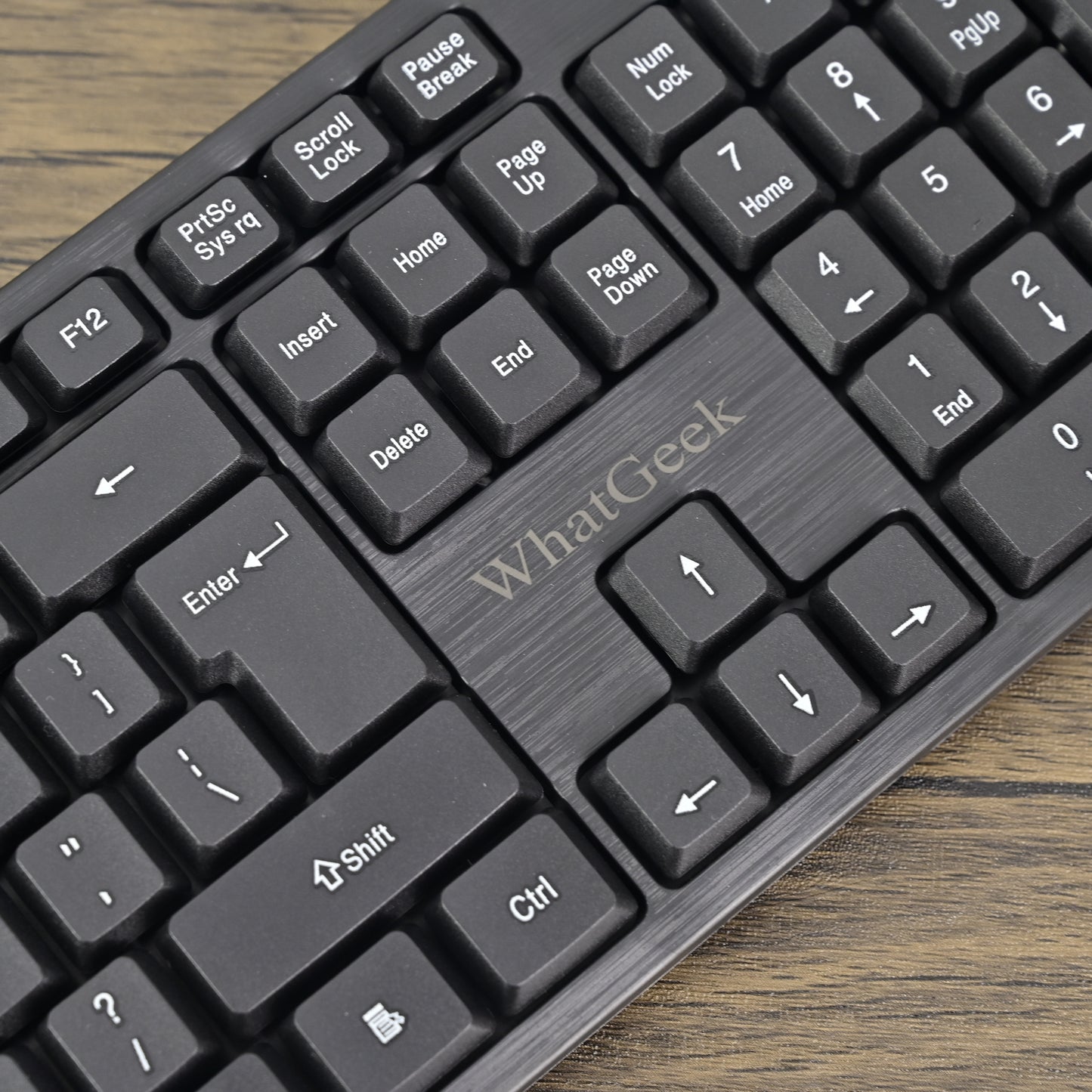 WhatGeek Wire Keyboard for Desktop Computer in Black