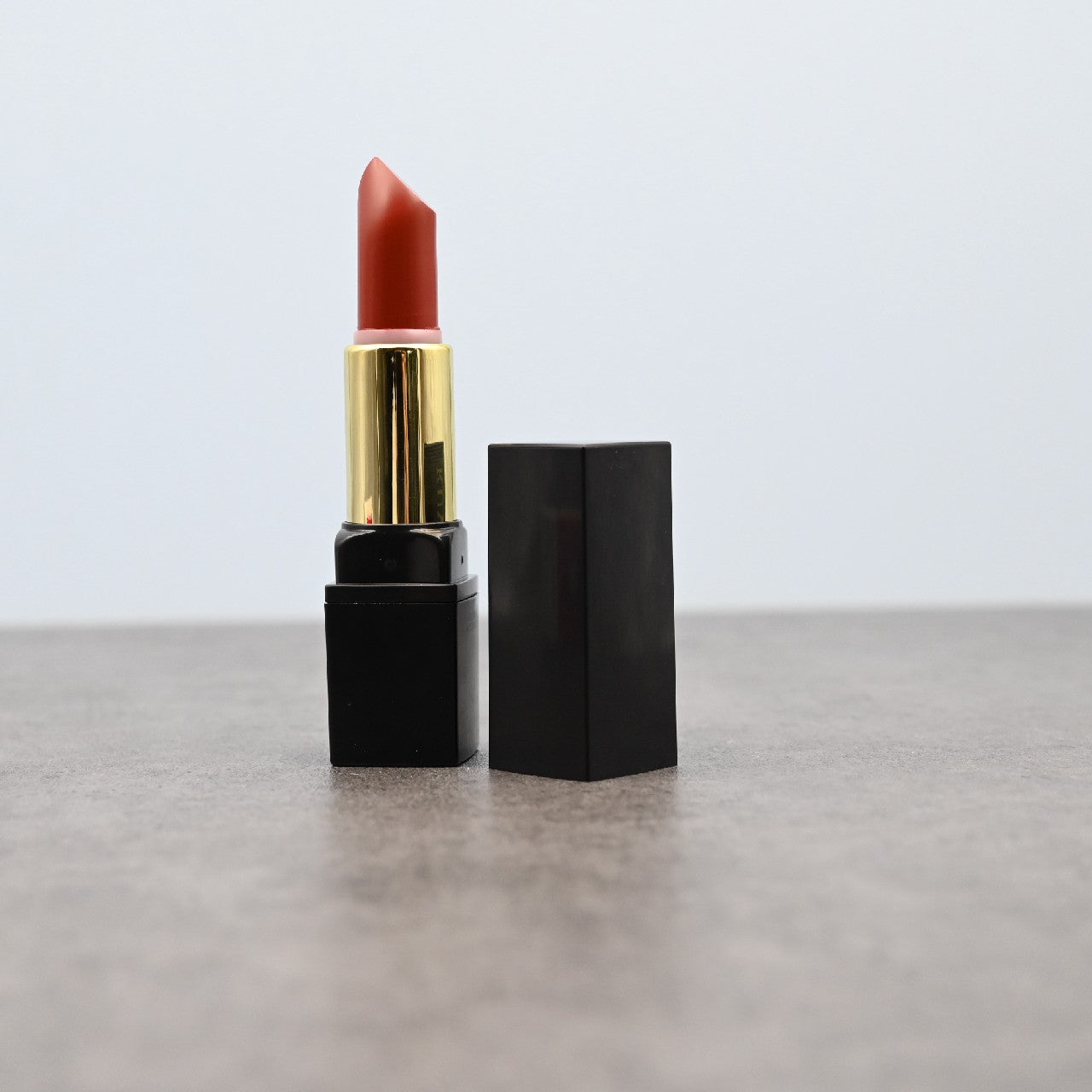 KUYILABEAUTY Long Lasting Velvet Matte Lip Gloss Lipstick Lip Makeup Nonstick Cup