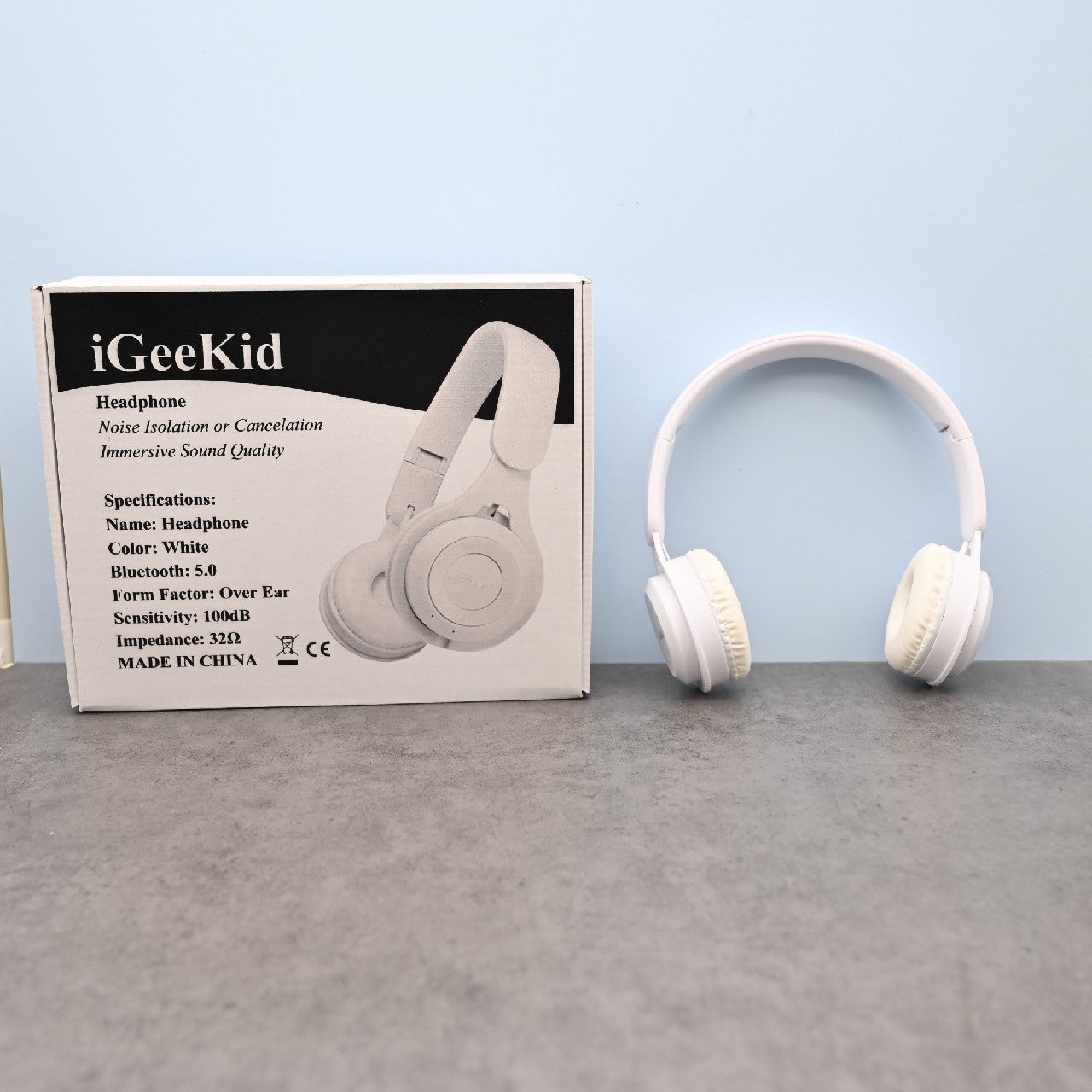 iGeeKid Headphones Wireless Bluetooth Headphones with Micro SD Card Slot, White