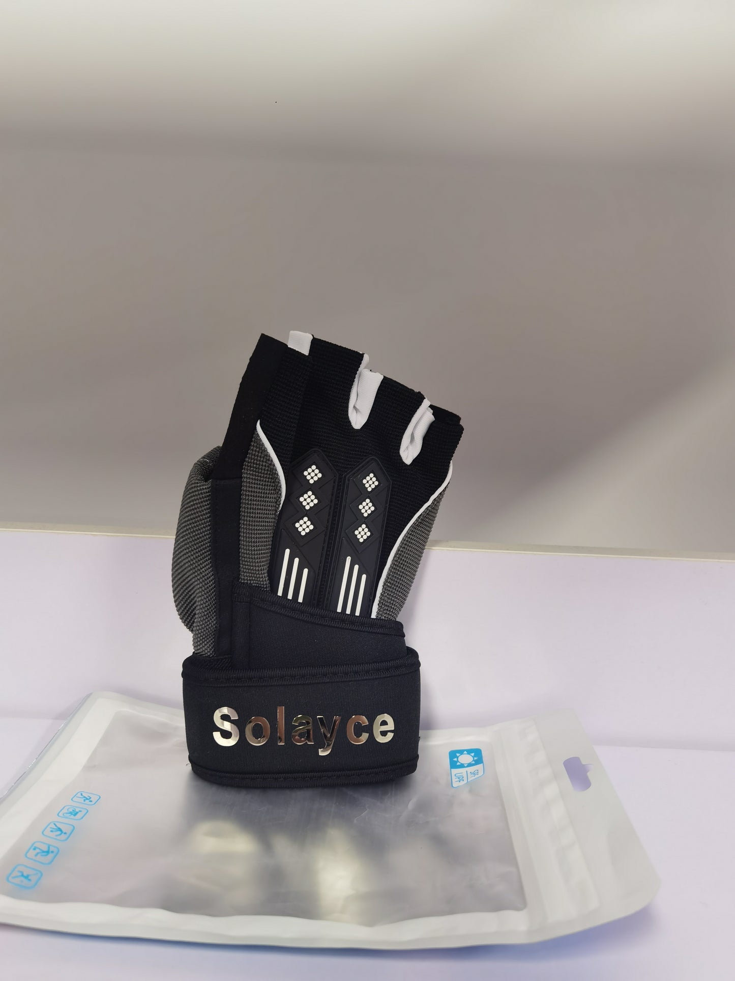 SOLAYCE Sports Gloves, Men's and Women's Workout Gloves for Cycling, Rock Climbing, Boating