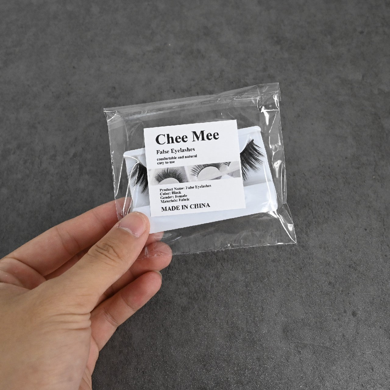 Chee Mee Natural Thick Cross Type False Eyelashes Curl False Eyelashes in Black