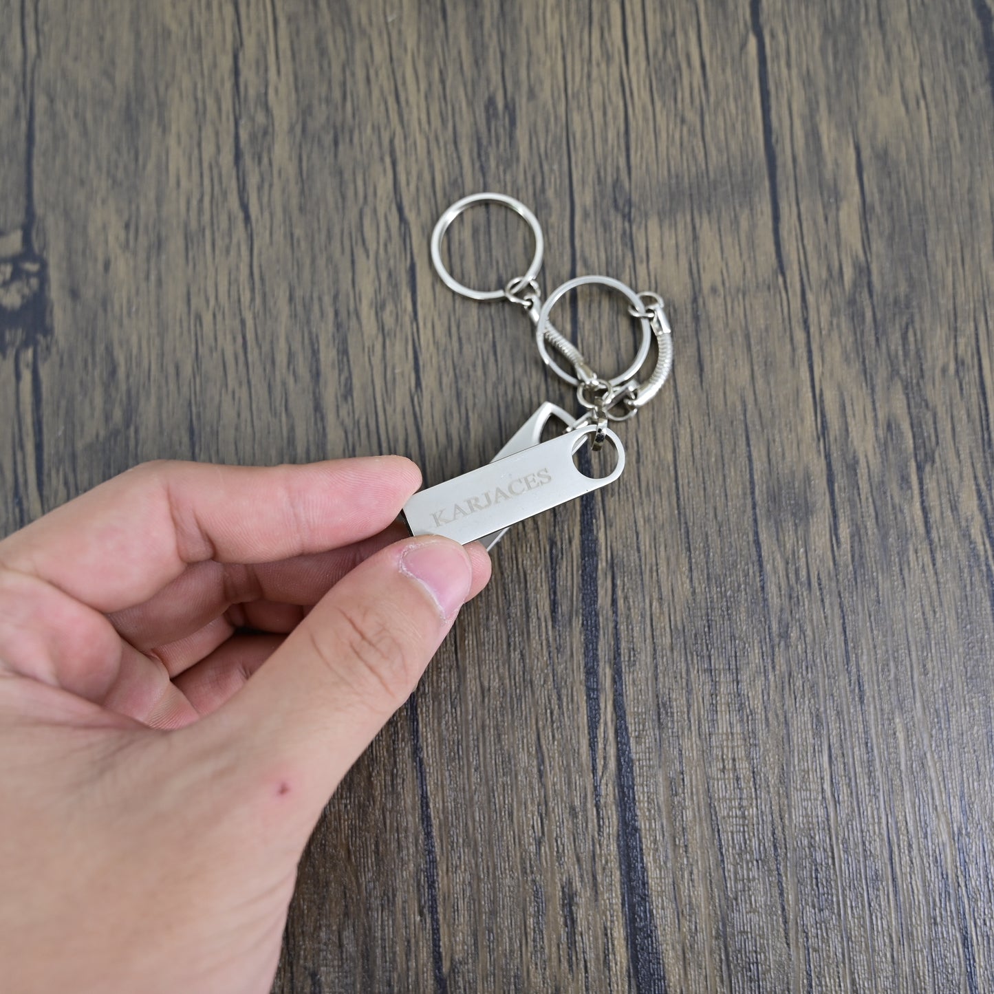 KARJACES Portable 32GB USB 3.0 Flash Drive in Silver