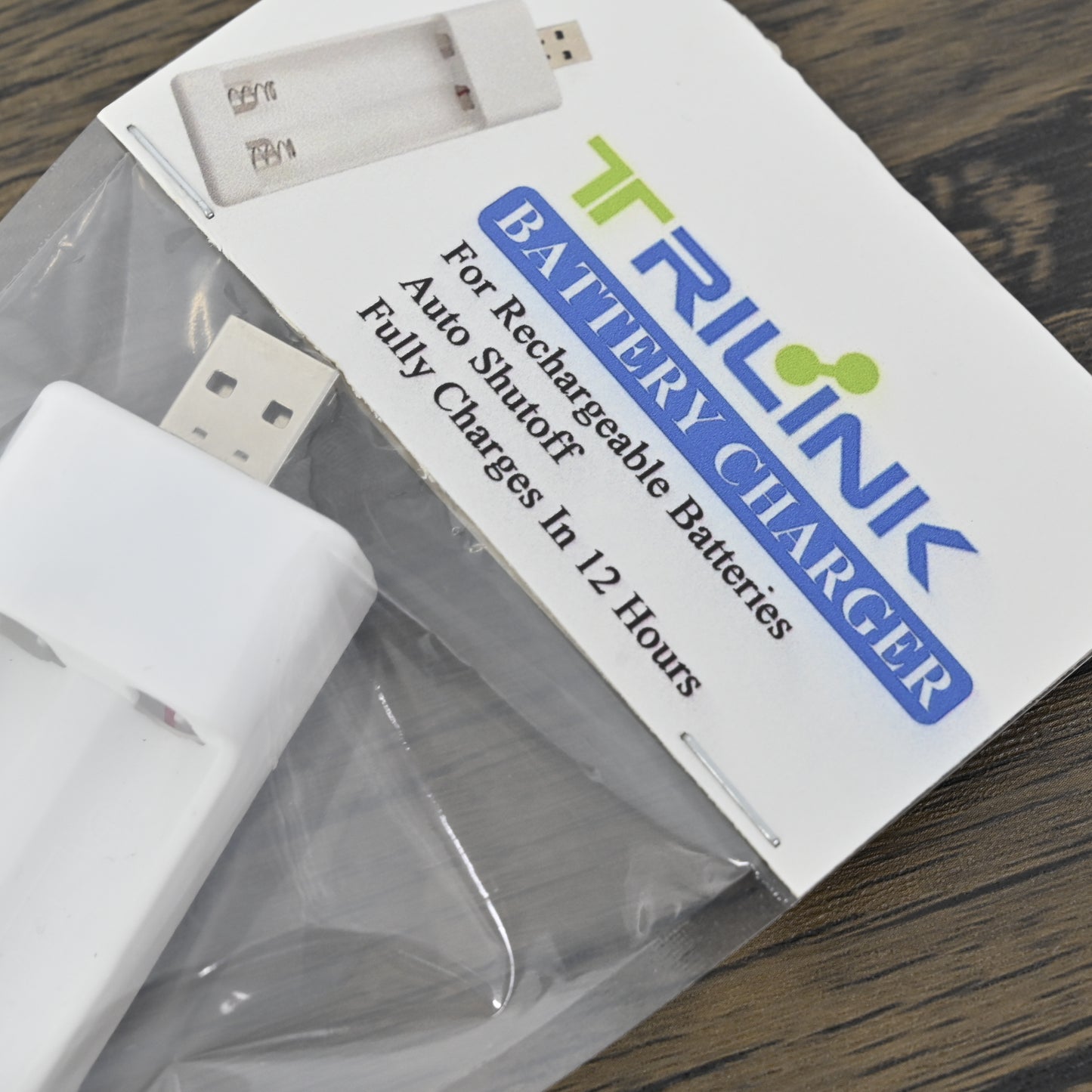 TRILINK 2 Slot Strong and Durable White Battery Charger