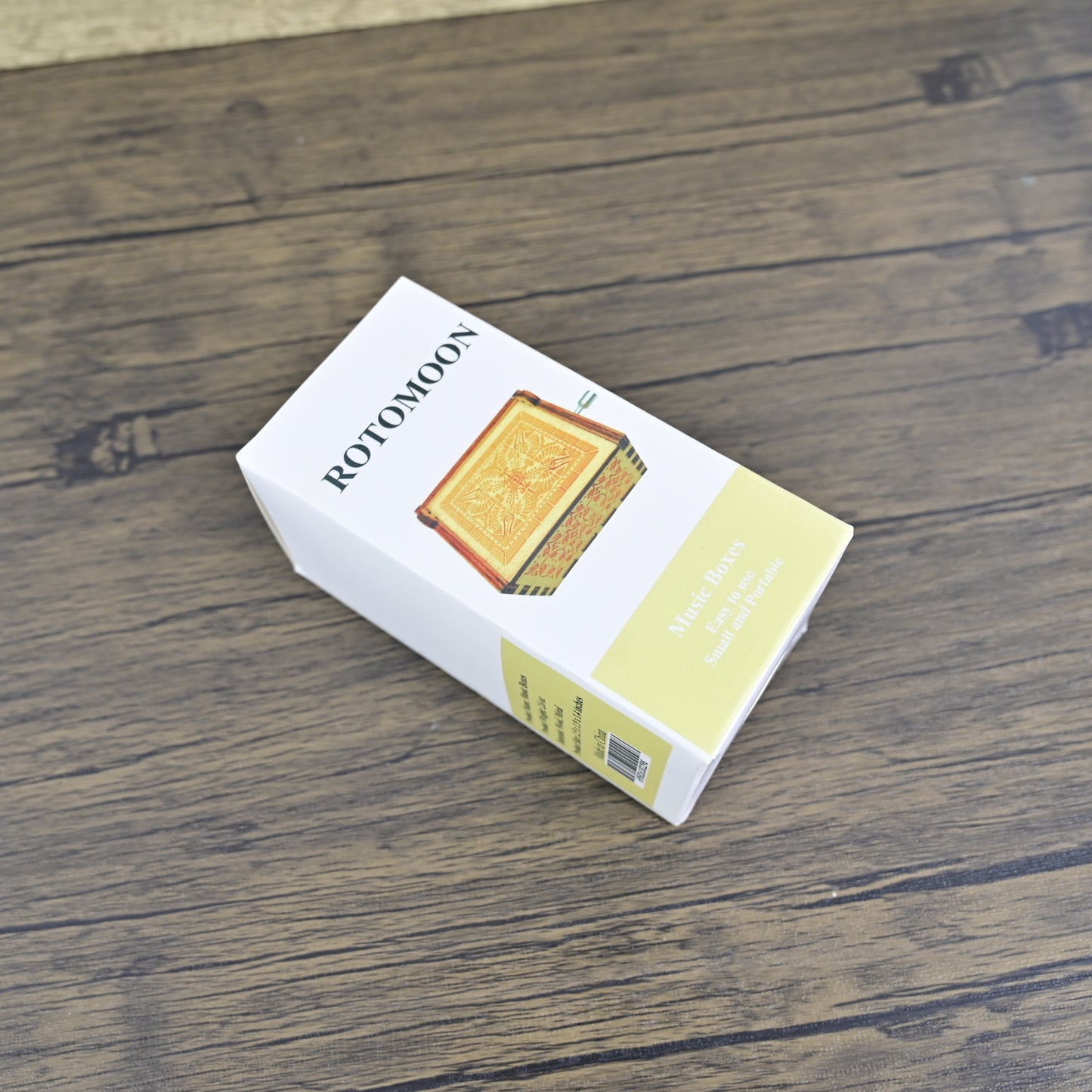 ROTOMOON Carved Wooden Hand Crank Music Box