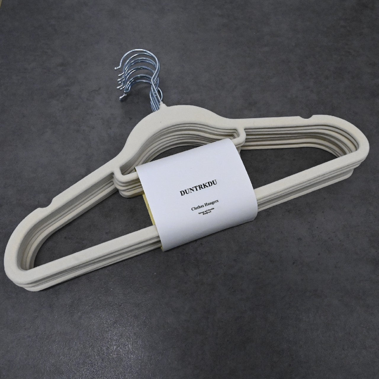 DUNTRKDU High-Grade Flocking Hanger Magic Hanger Seamless Non-Slip Adult Plastic Hanger